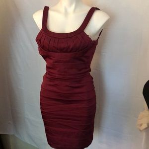 BCBG MAXAZRIA BOD CON DRESS